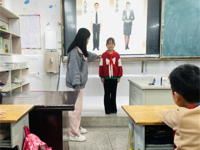 ​少年宫怀揣金话筒 放飞主持梦    