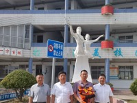 情系乡村教育  慰问温暖人心 ——海安开发区党工委、管委会领导视察延寿小学