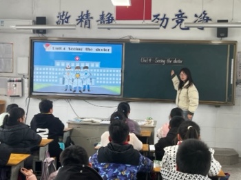 春暖花开时，教研正当时  ——城东镇延寿小学英语组开展教研活动